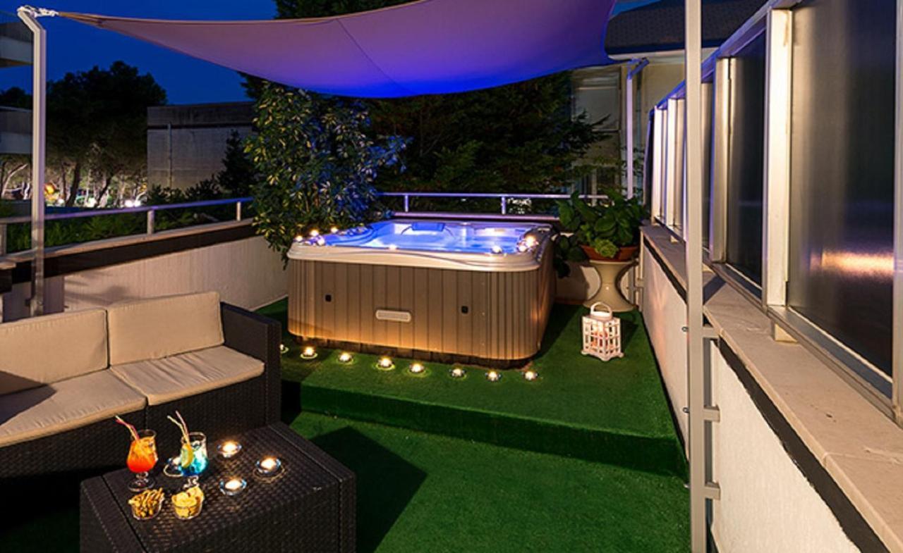 Quadruple Room Balcony,1528249558:JPEG